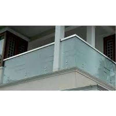Glass handrails