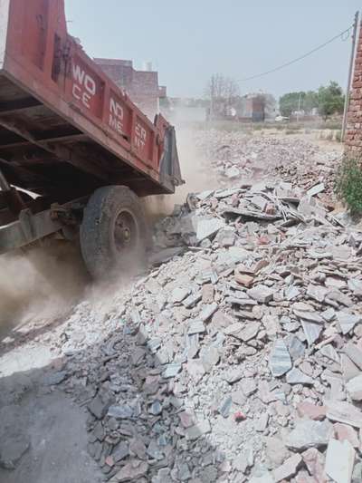 tractor trolley for loading malwa mitti ext for cleaning Demolition sides
