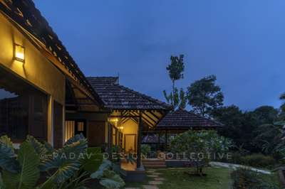 നിഹാരം

An attempt to celebrate the warmth of Kerala traditional architecture.

Category : Residential
Area : 2400 Sq ft
Client : Mr. Raju & Mrs. Suvarna
Location : Pattambi
Photography : @marc.frames_

#art #architecture #keralatraditionalarchitecture #vernaculararchitecture #sustainability #archdaily #designkeralahouse #TraditionalHouse #Naalukett #nadumuttam