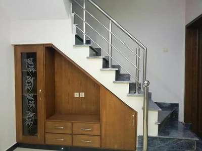 #StaircaseDecors  #GlassStaircase  #LShapedStaircase  #StaircaseDesigns  #Modularfurniture work karane ke liye contact kare
whats.+919625506863
call.+917060375916 Saquib Mirza