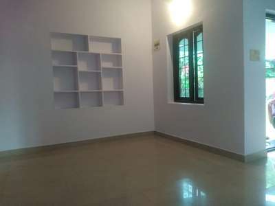 2 BHK House for sale at peramangalam, 6.25 cent plot, 1200 sqft, open well, residential area, very close to trichur kunnamkulam highway, price 43 lakhs/-
