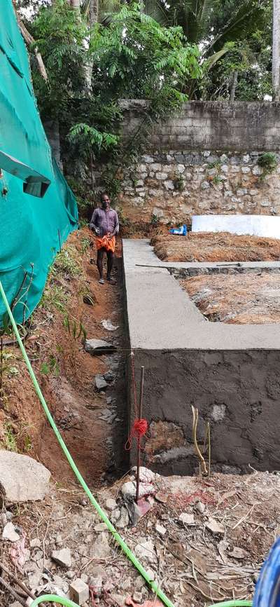 Rubble Masonry for a two storied Building at Kowdiar.
Our Services includes Permit approval, 3DElevation, Construction, Supervision, Tc Approval.



 #ContemporaryHouse  #rockfoundation  #Permitapproval  #buildingrenovation #Thiruvananthapuram #Kowdiar  #kerala