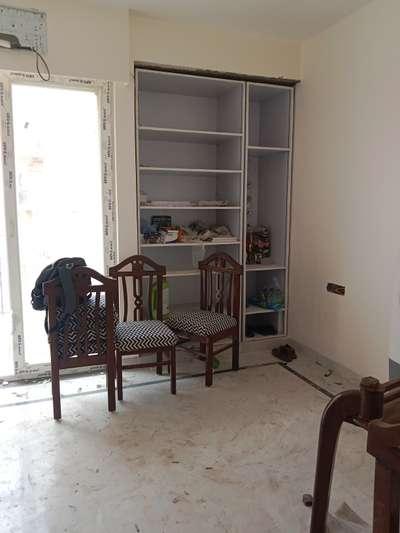 Kisi ko installer ki jarurat contact Karen 9557336686