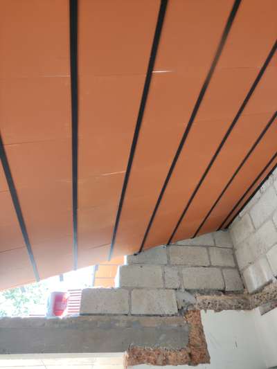 T angle wth terracotta floor tile ceiling