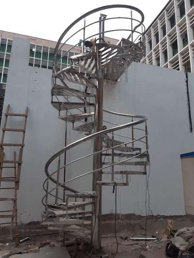 SPIRAL STAIRCASE
FOR MAKING CONTACT
SHYAMA SHYAM ENTERPRISES
9891506489
8595924383
www.shyamainterior.co.in
cic.harish@gmail.com
 # # # # # # # # # # #