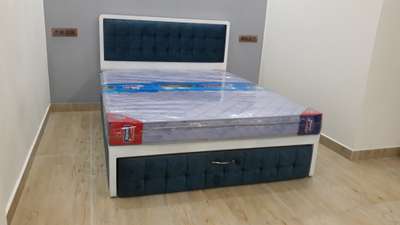 storage cot (front drawer)