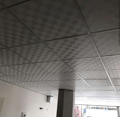 grid celling 70rs sqft orejnal saman ke sath ceiling karane ke liye mujhe contact kre...