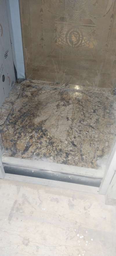 granite installation in lift 
 #royalthekedar  #GraniteFloors