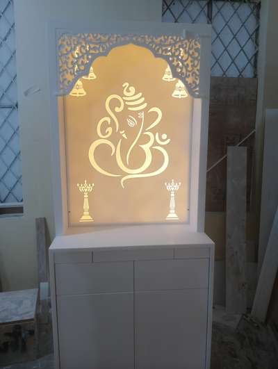 Corion stone se aakarshak mandir banaane ke liye sampark kare. 9667362068