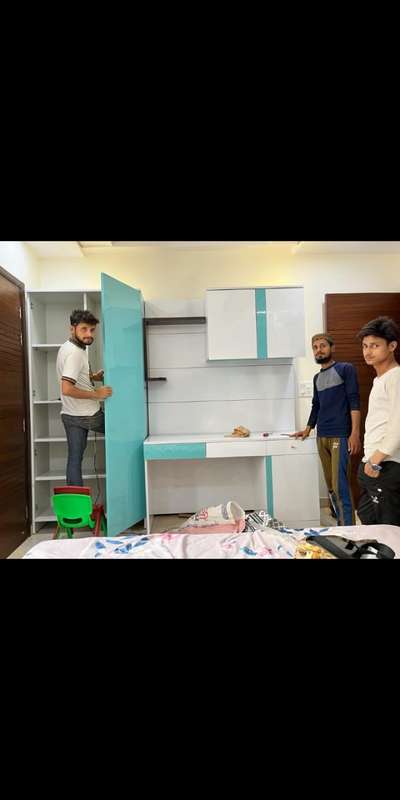 almari modular prias 300 sqrf.