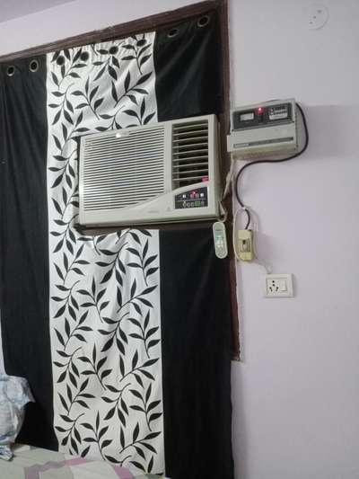 good working condition 
magicool 
window AC