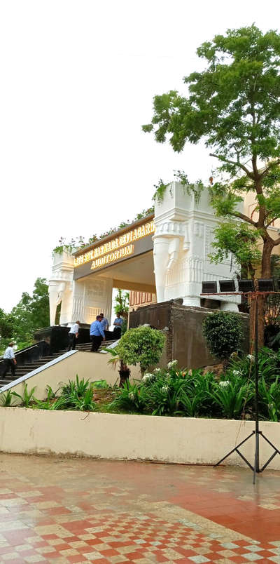 elephant dstatue main door design