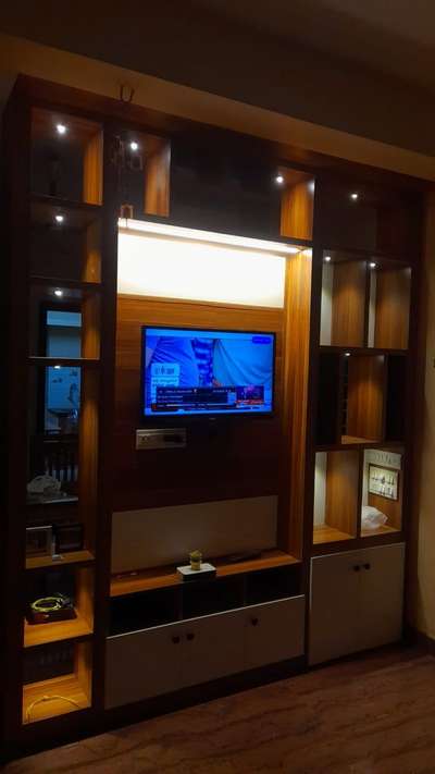 Tv unit with partion / wash Counter