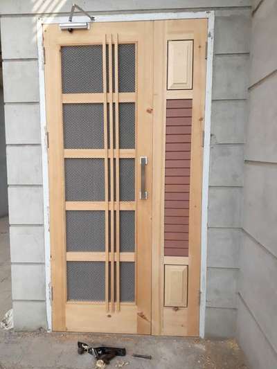 wood chigdoor