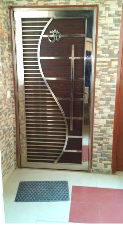 nizssfebrication
stainless Steel safety door
 #9999235659saifi