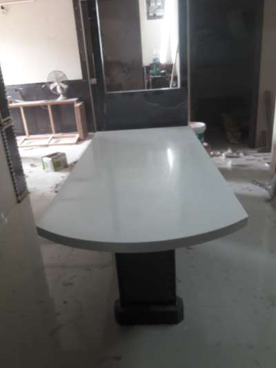 koriyan tebal material solid surface