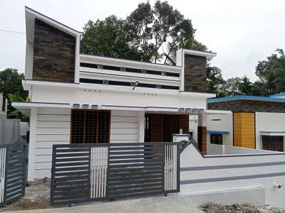 house for sale new contrastion vattiyoorkavu puliyarakonam 3 bedroom 4 cent loan arrengment 37 laksham. 7025569233