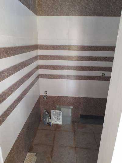 toilet tiling