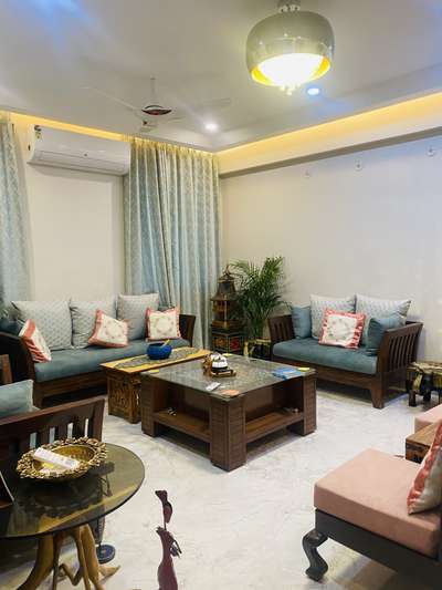 Welcome to New Home 🏡 

Design & Decor _ Divy Interiors 

 #CelingLights #divyinteriors #LivingroomDesigns #bestarchitecture #HouseRenovation #redesigned #InteriorDesigner #3dexretiormodeling #fall-ceiling #bestlandscapedesigners #apartment_interior