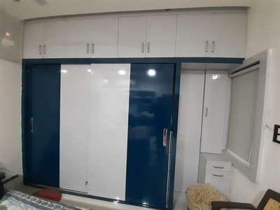 blue & grey slider wardrobe