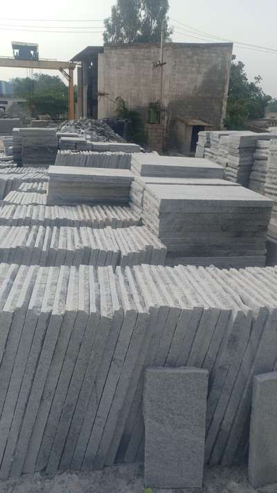 *bangalore stone *
rate includes full work artificial grass also 
all sizes available 
1*1, 2*1, 2*1.5, 2*2, 2*3, 2*4