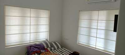 Roman blind