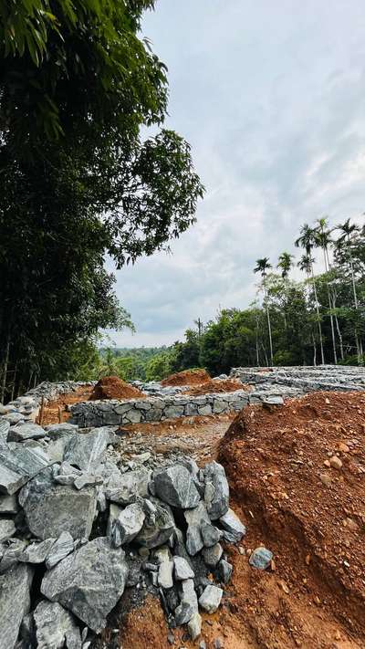 #sitestories  #Basement  #CivilEngineer  #Contractor  #newhome   #newsite  #scenicviews  #Wayanad  #Architect  #underconstruction