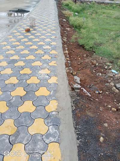 paver work contractor