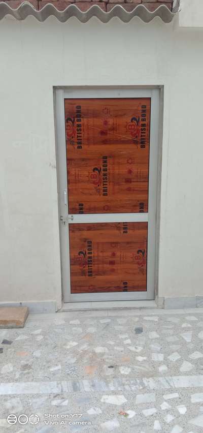 wood colour gate