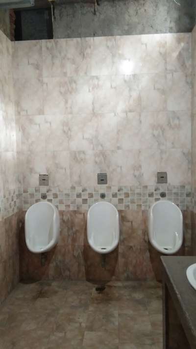 tile work in toilet