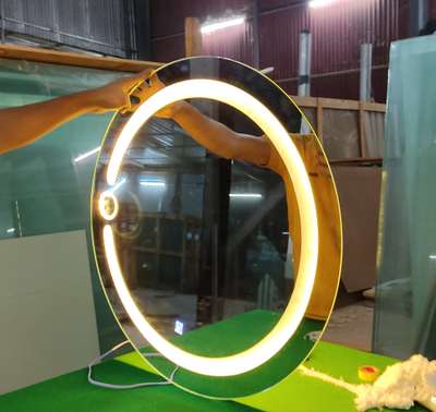 LED MIRROR