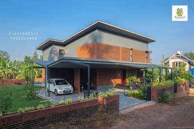 Customized landscape for the residence of Prasanth Sasidharan.
Architect: Transform architects 
📷 Praveen Mohandas