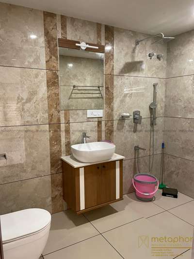 #BathroomDesigns #BathroomTIles