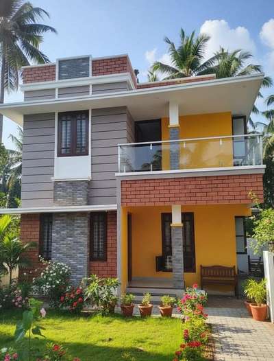 Small house just 2 cent Land. 1150 Sqft 3BHK