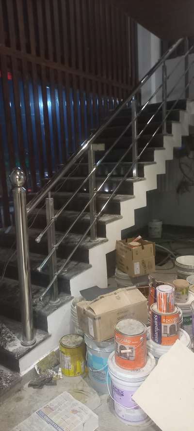 3 pipe steel railing
co.9522222894
 #SteelStaircase  #steelrailing