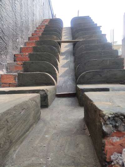 Unique Staircase Design under construction 🚧 Residential house construction cost -170Rs/Sqft only 
#Architect #CivilEngineer #Contractor #HouseDesigns #builders #StaircaseDecors #InteriorDesigner