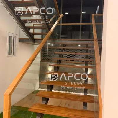 #metalstairs #GlassHandRailStaircase #fabricatedstaircase #Woodenhandrail #Malappuram #Thrissur #Palakkad