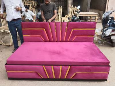 deewan kam bed new peace
Rs 14200