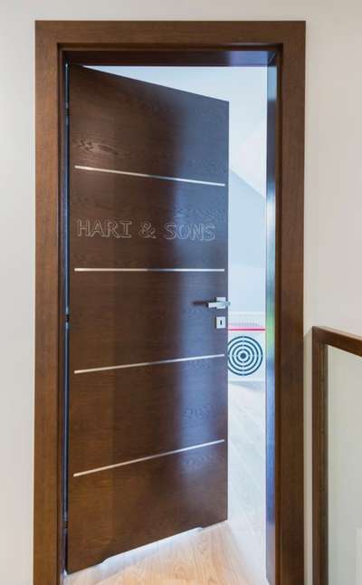 HARI & SONS LUXURY FURNITURE AND INTERIOR DESIGN 

LUXURY DOOR 
9/6/5/0/9/8/0/9/0/6
7/9/8/2/5/5/2/2/5/8