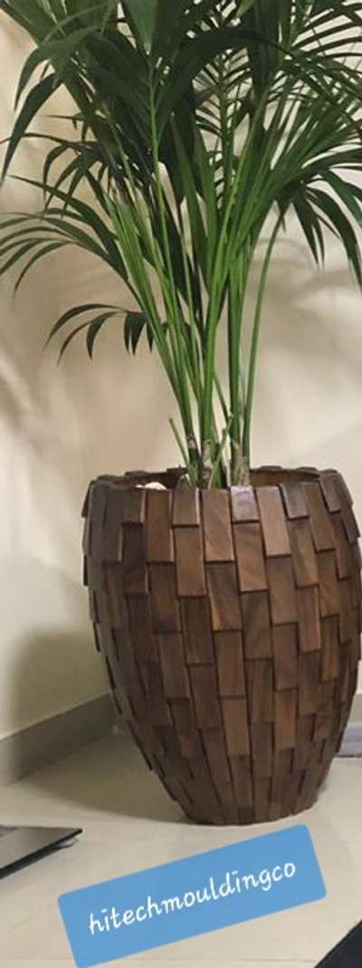 Elipse wood pot