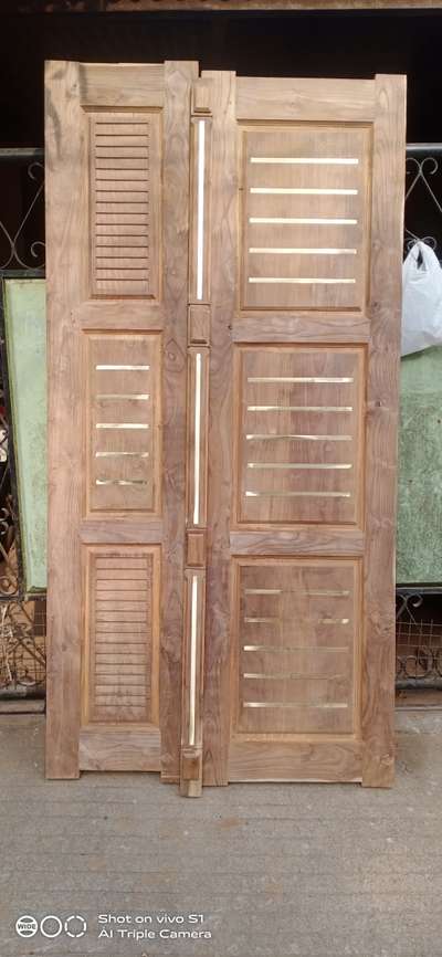 teak front double door 🚪