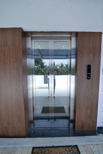 HOME ELEVATOR ! ELEVATOR IN KERALA 
#homelift #homeelevator #elevators #kerala #kochi #Lift #mrllift  #aaronelevators