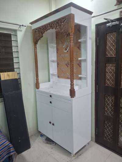 Shraddha aur shanti ka sthaan
• Jahan mann ko sukoon mile
• Bhakti se bhara pavitra mandir
• Ishwar ke charno mein shanti
• Roz ek kadam bhakti ki aur
• Aastha ka ghar
• Mann shuddh karne ka sthaan
• Bhakti hi jeevan hai #