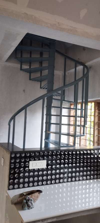 Spiral stair