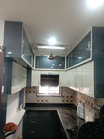 modular kitchen 250 rupe squrfit
lebarpement 
work