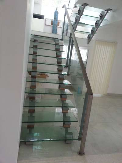 GLASS STAIRCASE