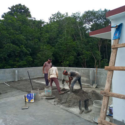 E C S
Esco construction studio
💎we construct your dream space💎

SCREEDING WORK IN PROGRESS

#keralahomes #keralahomeplanners #keralahomedesign #keralaarchitecture #keralahouse #keralahousedesign #keralatraditionalhousedesign #kerala #keralaconstruction #keralaconstructions #keralahouseinterior #interiordesign #keralabuilders #keralabuildings #keralatourism