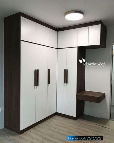 #wadrobedesign #SlidingDoorWardrobe #tvunitdesign #modularTvunits #MasterBedroom #wallpanelling #DressingTable#vanity#walldesing #LargeKitchen #ModularKitchen #KitchenInterior #OpenKitchnen #pantry #inotechkitchen# #All_furnitures_work_karane_ka_liye_contact_kare_8077543050