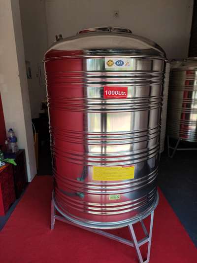 Stainless steel water tank