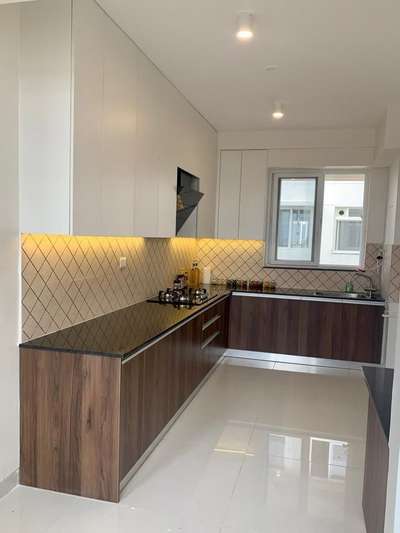 #KitchenIdeas  #WoodenKitchen  #KitchenRenovation  #ModularKitchen  #KitchenInterior  #OpenKitchnen